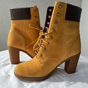 Timberland Glancy Women's Boots Size 8 Used